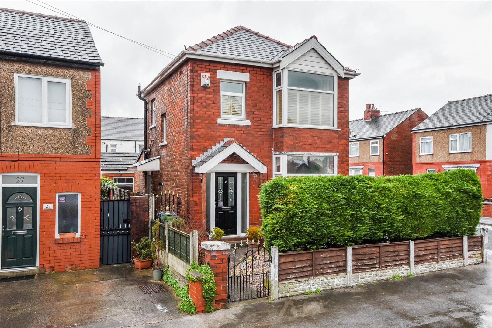 3 bed property in Bristol Avenue, Leyland